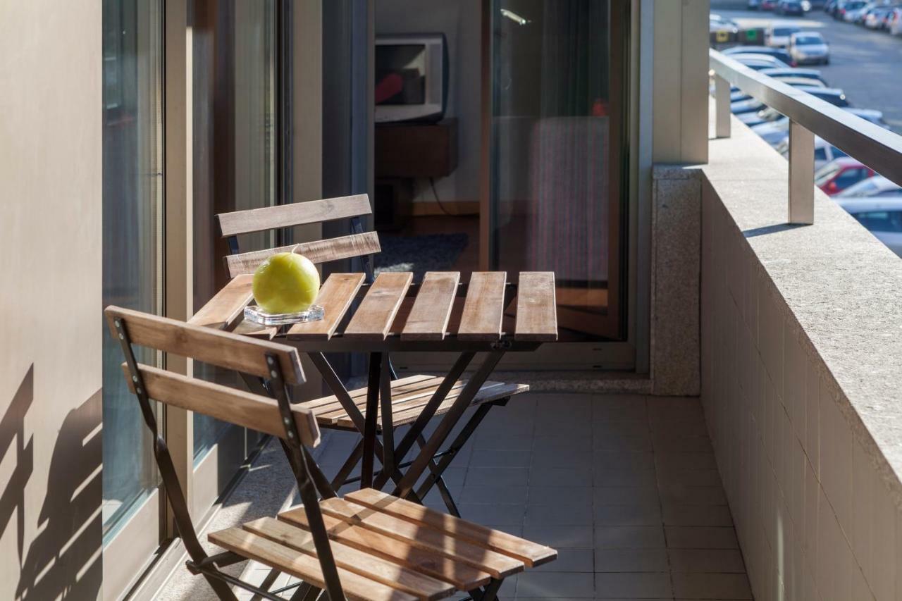 Onice Apartment Porto Luaran gambar
